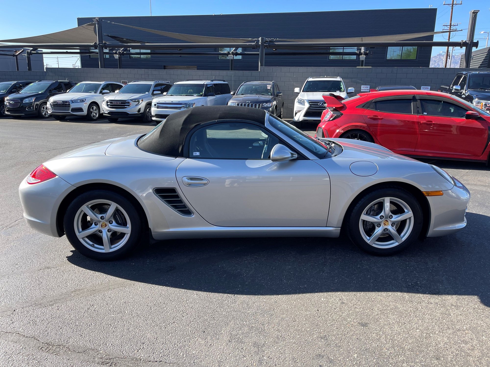 2009 Porsche Boxster - Immaculate 2009 Boxster! Manual Transmission! 28k Miles! - Used - VIN WP0CA29869U710430 - 28,500 Miles - 6 cyl - 2WD - Manual - Convertible - Silver - Tucson, AZ 85711, United States