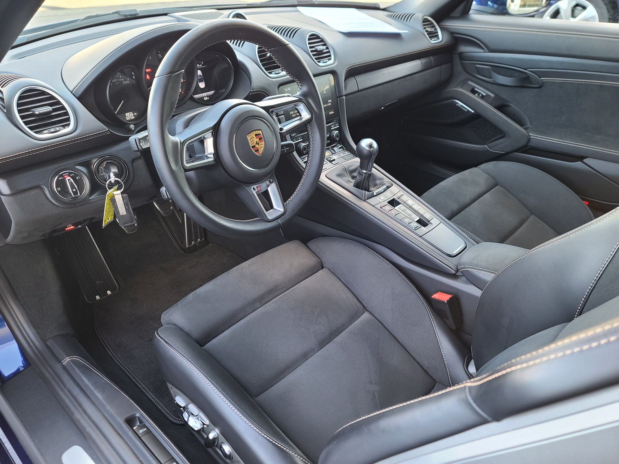 2021 Porsche 718 Spyder - Gentian Blue 982 Spyder with Cognac stitching - Used - VIN WP0CC2A86MS240846 - 1,856 Miles - 6 cyl - 2WD - Manual - Convertible - Blue - Fresno, CA 93650, United States