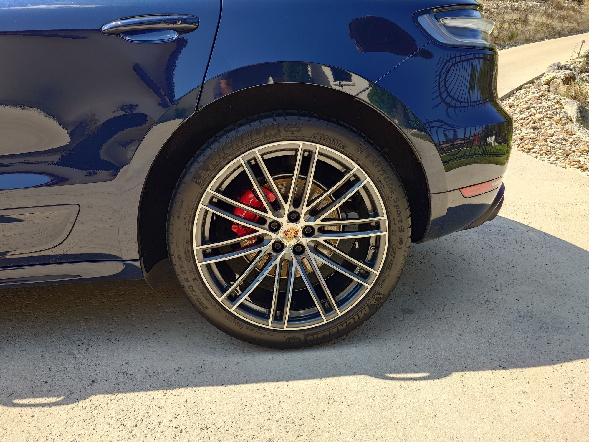 2021 Porsche Macan - For Sale: 2021 Porsche Macan GTS — Night Blue Metallic, One Owner, Meticulously Maint - Used - VIN WP1AG2A57MLB52544 - 44,000 Miles - 6 cyl - Automatic - SUV - Blue - Austin, TX 78716, United States