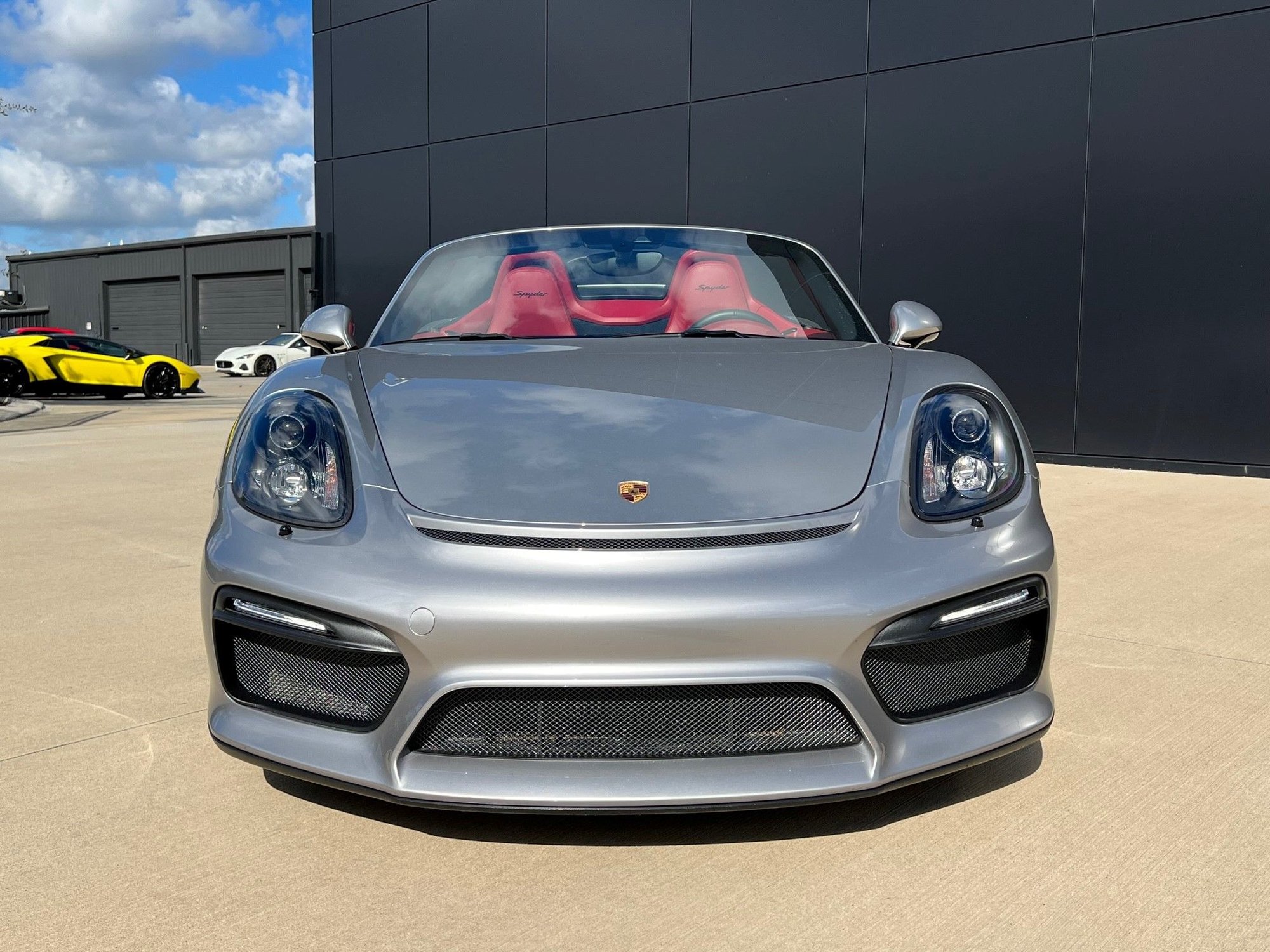 2016 Porsche Boxster - 2016 GT Silver Boxster Spyder (STUNNING SPEC!) - Used - VIN WP0CC2A87GS152618 - 12,608 Miles - Houston, TX 77090, United States