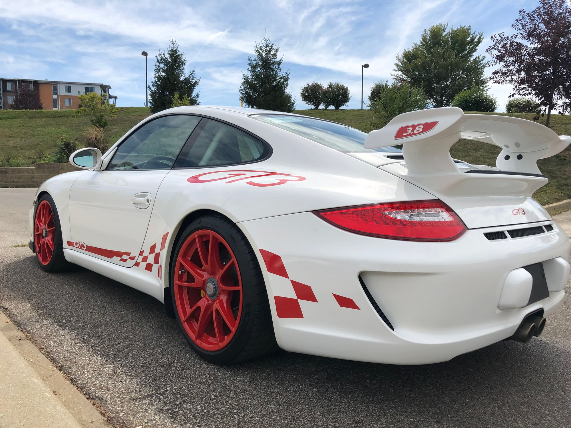 2010 Porsche 911 - 997.2 GT3 - Used - VIN WP0AC2A9XAS783306 - 12,700 Miles - 6 cyl - 2WD - Manual - Coupe - White - Louisville, KY 40204, United States