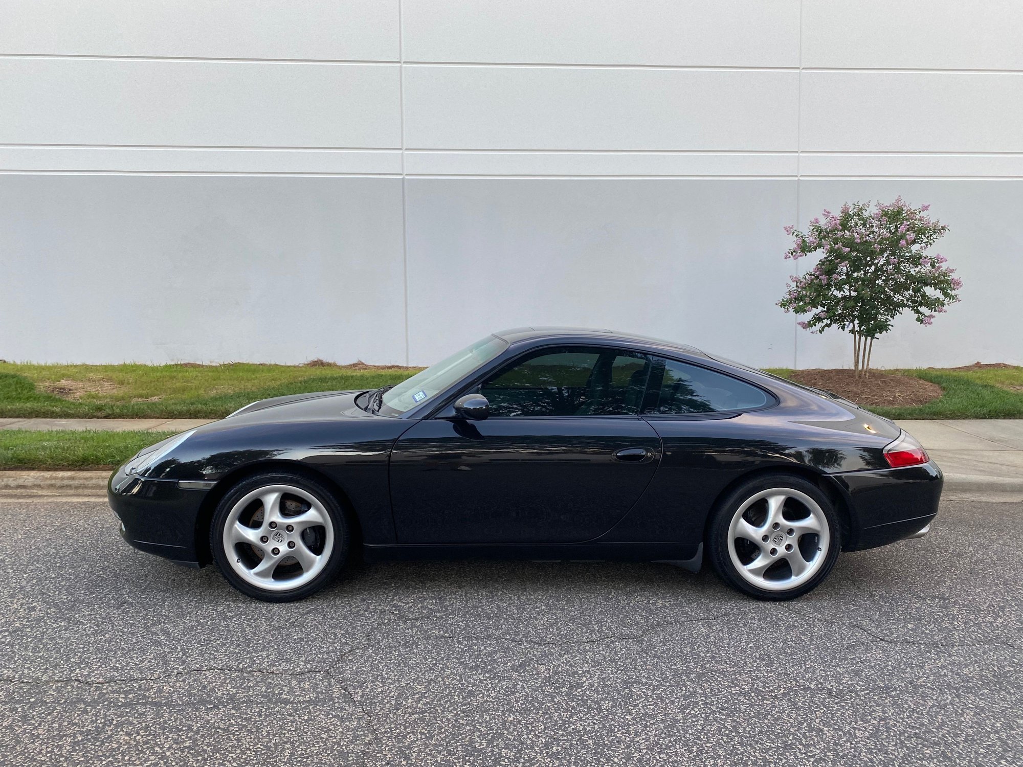 2001 Porsche 911 - 2001 Porsche 996 Carrera 2 Coupe 6 speed - Used - VIN WP0AA29991S622066 - 101,000 Miles - 6 cyl - 2WD - Manual - Coupe - Black - Charlotte, NC 28202, United States