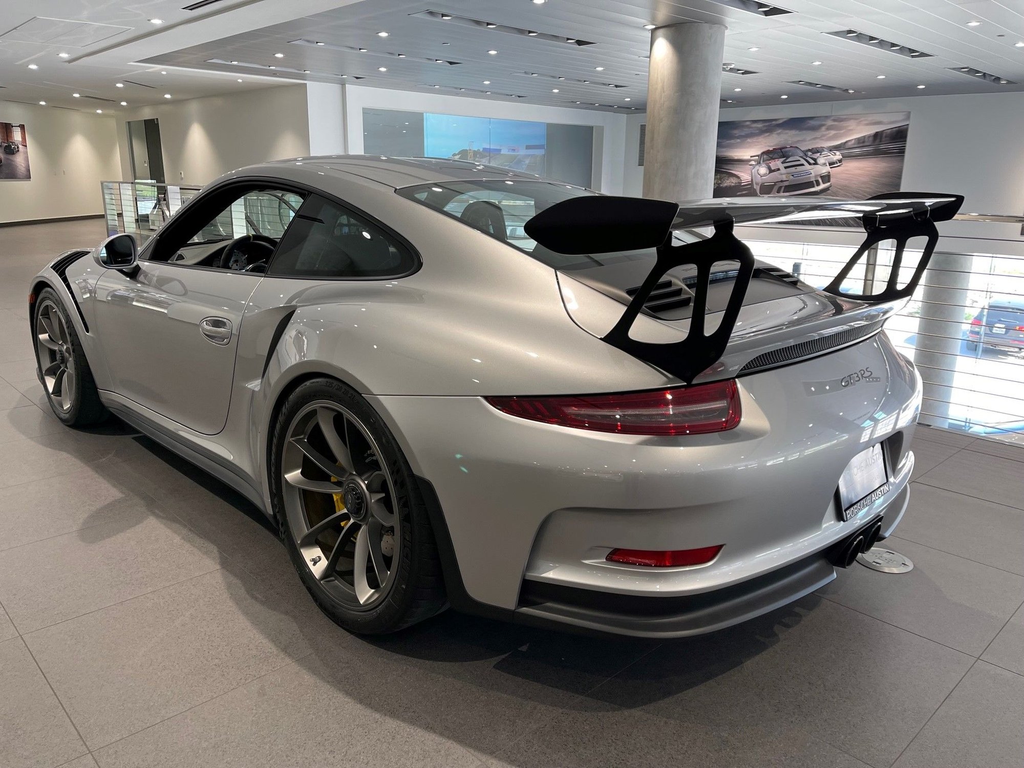 2016 Porsche 911 - 2016 GT3 RS CPO - Used - VIN WP0AF2A9XGS192229 - 5,200 Miles - 6 cyl - 2WD - Automatic - Coupe - Silver - Austin, TX 78759, United States