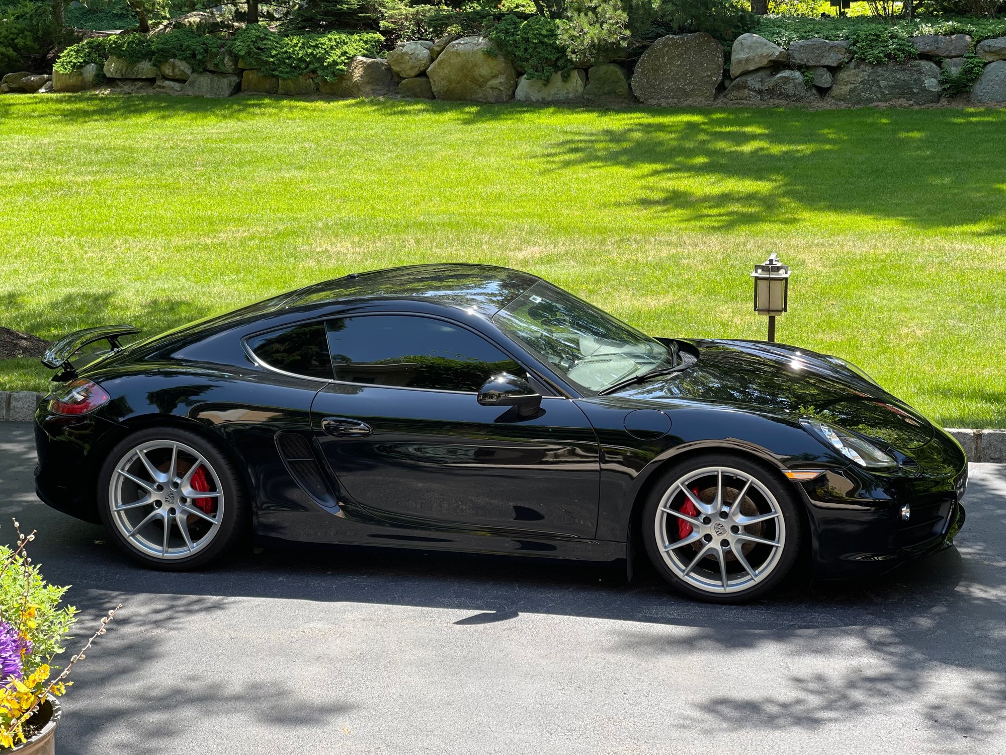 2015 Porsche Cayman - FS: MINT 981 Cayman S Manual Transmission plus OEM extras! - Used - VIN WP0AB2A82FK181842 - 28,500 Miles - 6 cyl - 2WD - Manual - Coupe - Black - Kinnelon, NJ 07405, United States