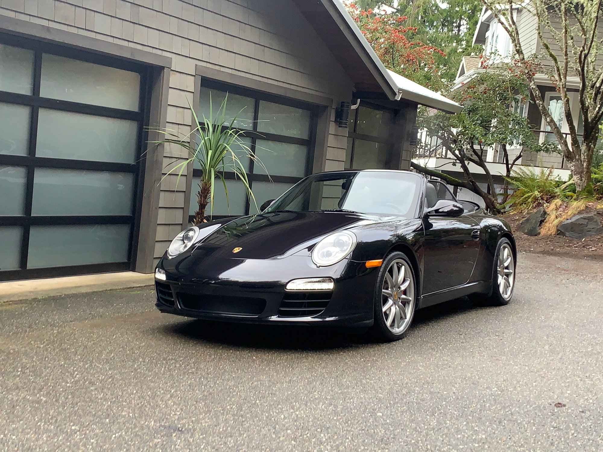 2011 Porsche 911 - 911s manual transmission, cabriolet - Used - VIN WP0CB2A9XBS755115 - 38,500 Miles - 6 cyl - 2WD - Manual - Convertible - Black - Gig Harbor, WA 98335, United States