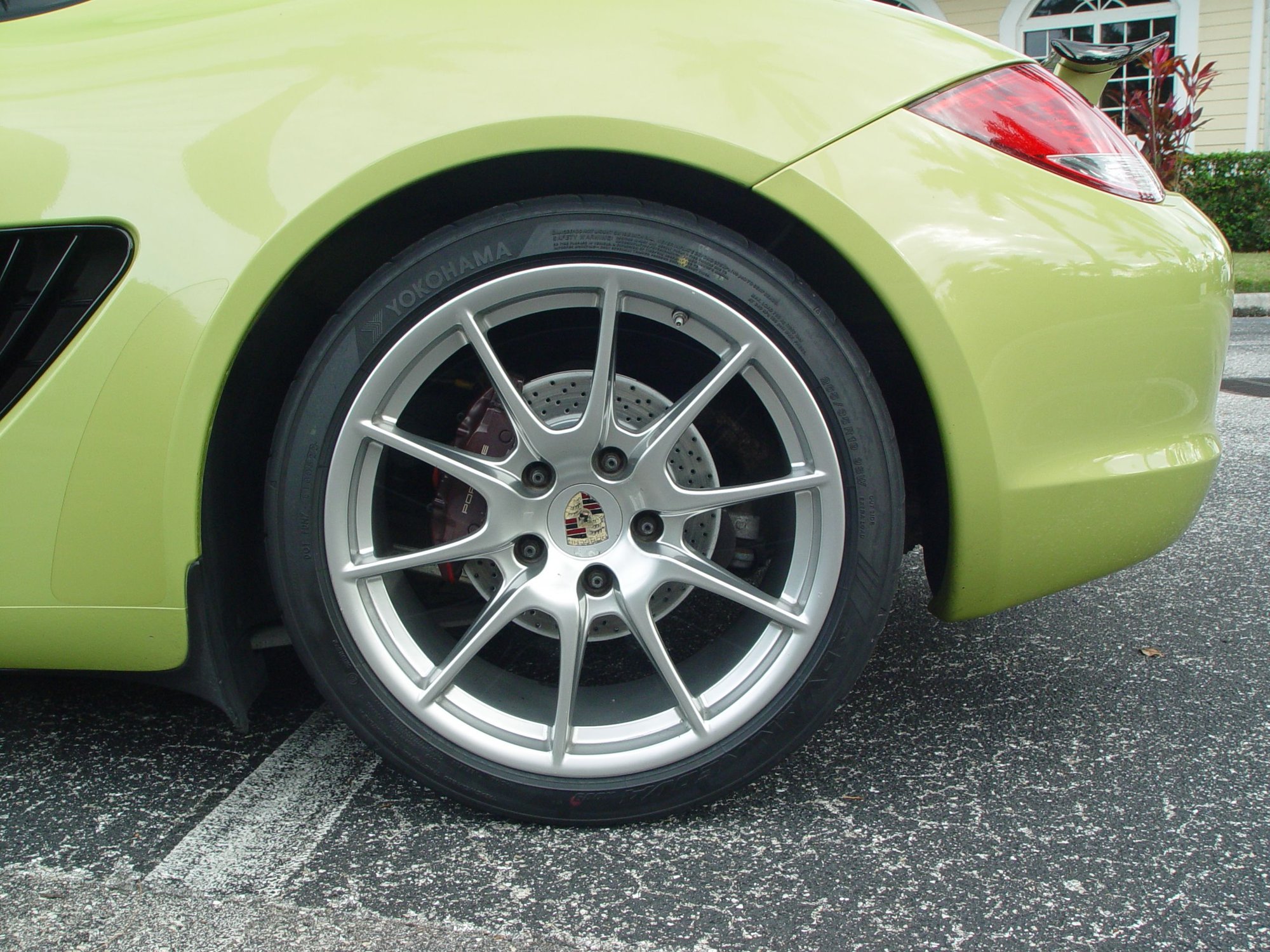 2012 Porsche Cayman - 2012 Cayman R in Peridot - Used - VIN WP0AB2A83CU792186 - 6 cyl - 2WD - Automatic - Coupe - North Fort Myers, FL 33903, United States