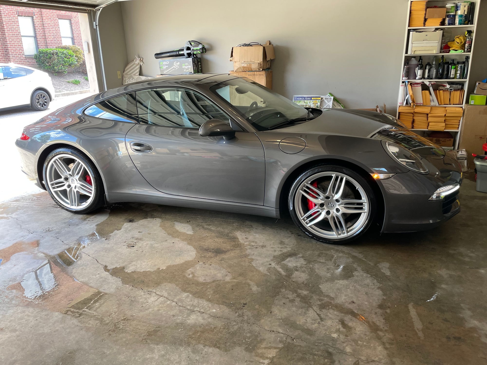 2012 Porsche 911 - 2012.5 (991 Model) 911 S with CPO until 2022! EXCELLENT CONDITION! - Used - VIN WP0AB2A9XCS120209 - Automatic - Memphis, TN 38103, United States