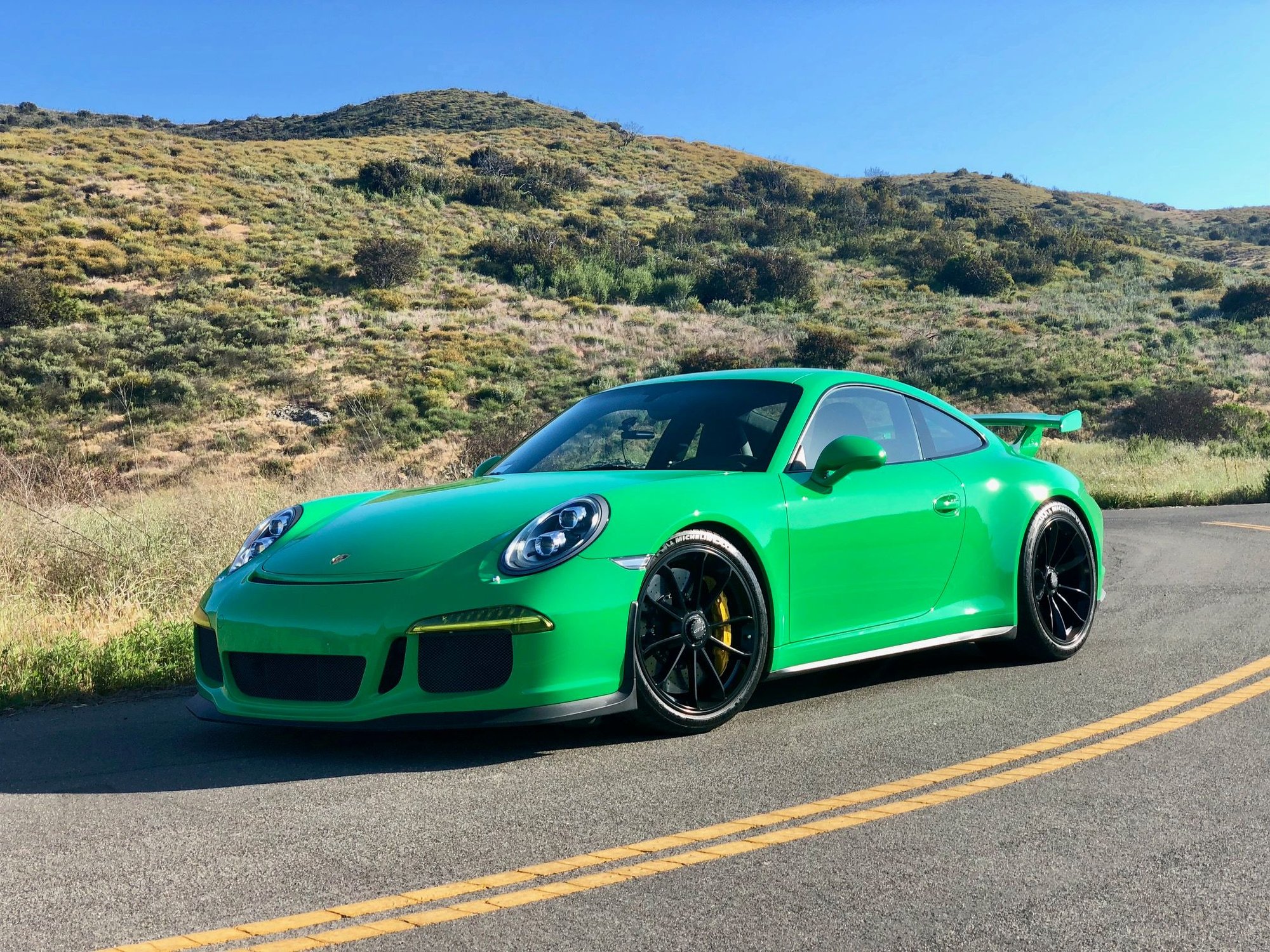 2015 Porsche 911 - 2015 Signal Green GT3 - Used - VIN WP0AC2A98FS189238 - 22,000 Miles - Austin, TX 73301, United States