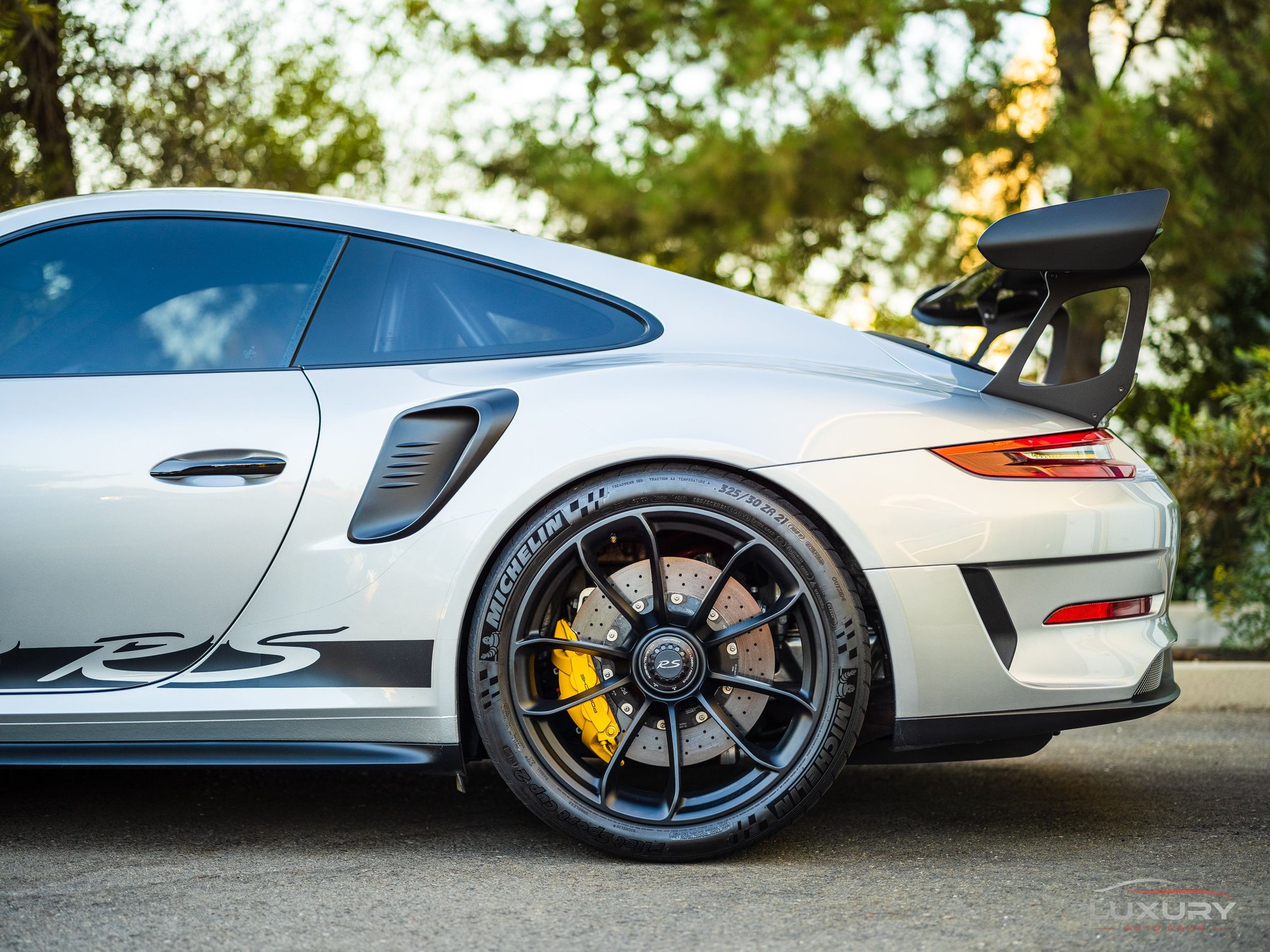 2019 Porsche 911 - 2019 Porsche 911 GT3RS Weissach Package - GT Silver, PCCB, PPF, Feynlab Ceramic - Used - VIN WP0AF2A98KS164521 - 8,900 Miles - 6 cyl - 2WD - Automatic - Coupe - Silver - Sacramento, CA 95630, United States