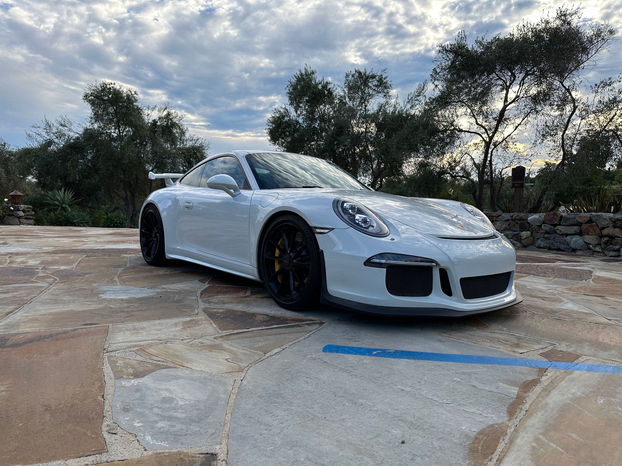 2015 Porsche GT3 - 2015 white GT3, FAL, PCCB, SoCal - Used - VIN WP0AC2A95FS183509 - 28,568 Miles - 6 cyl - 2WD - Automatic - Coupe - White - San Diego, CA 92127, United States