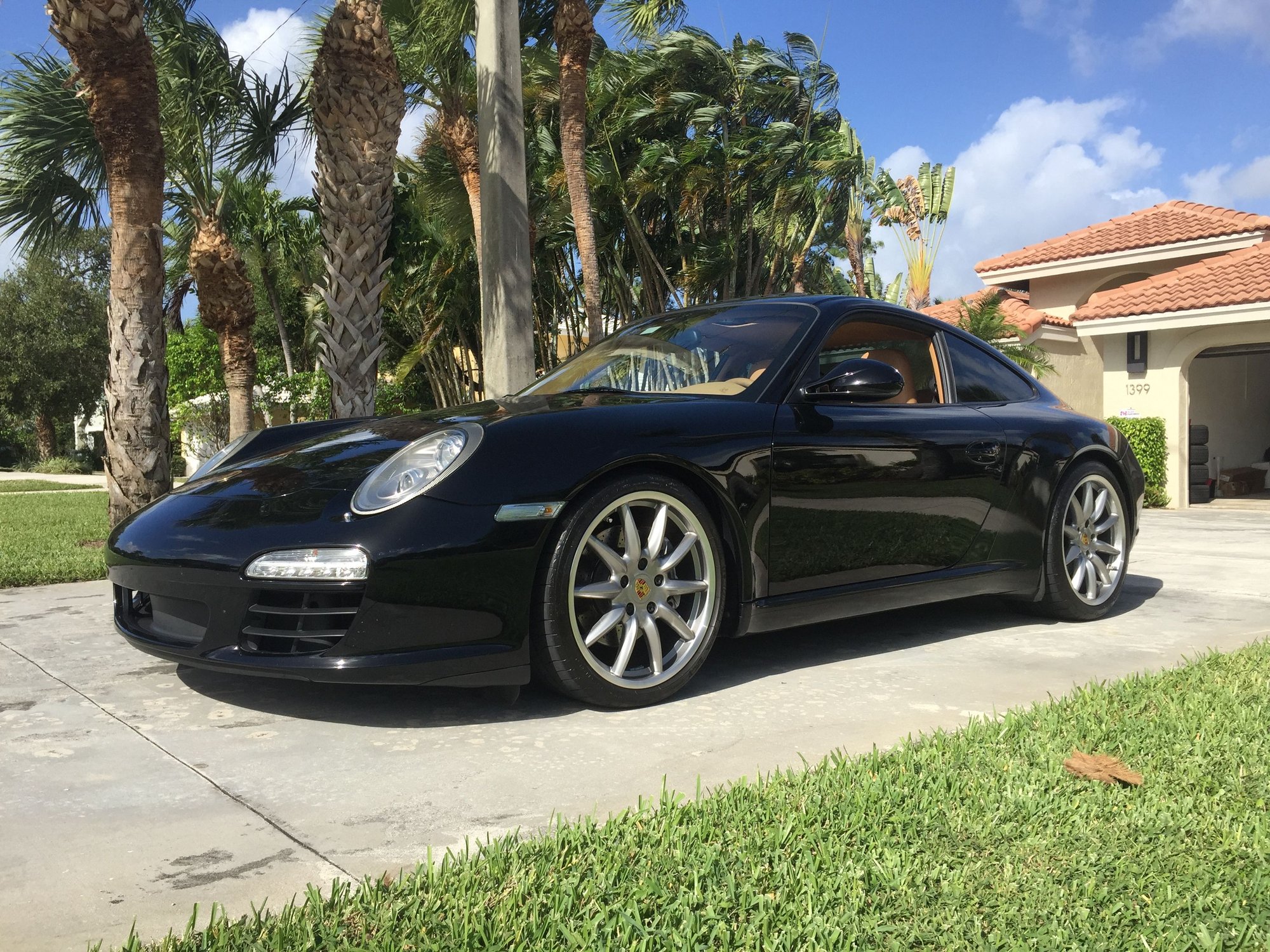 carrera hellcat grey