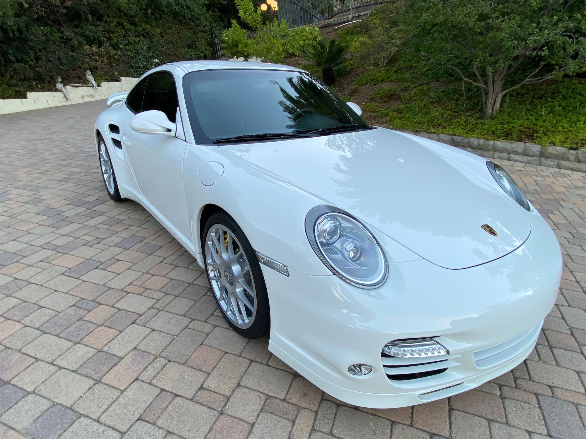 2012 Porsche 911 - 2012 Porsche 911 Turbo S - Used - VIN WP0AD2A93CS766282 - 30,225 Miles - 6 cyl - AWD - Automatic - Coupe - White - Pasadena, CA 91107, United States