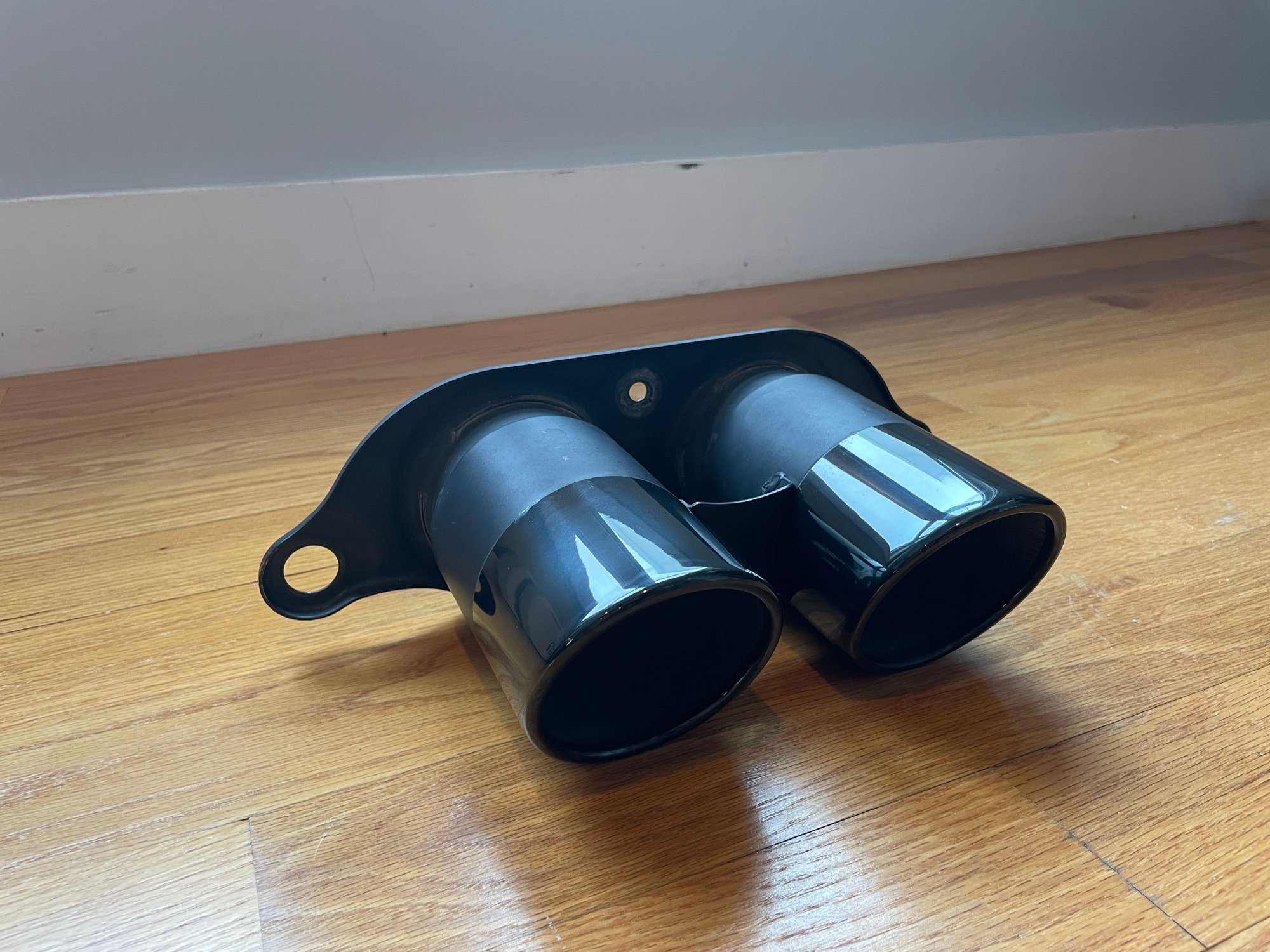 Engine - Exhaust - 991 GT3 OEM Black Exhaust Tip - Used - -1 to 2027  All Models - Boston, MA 02116, United States