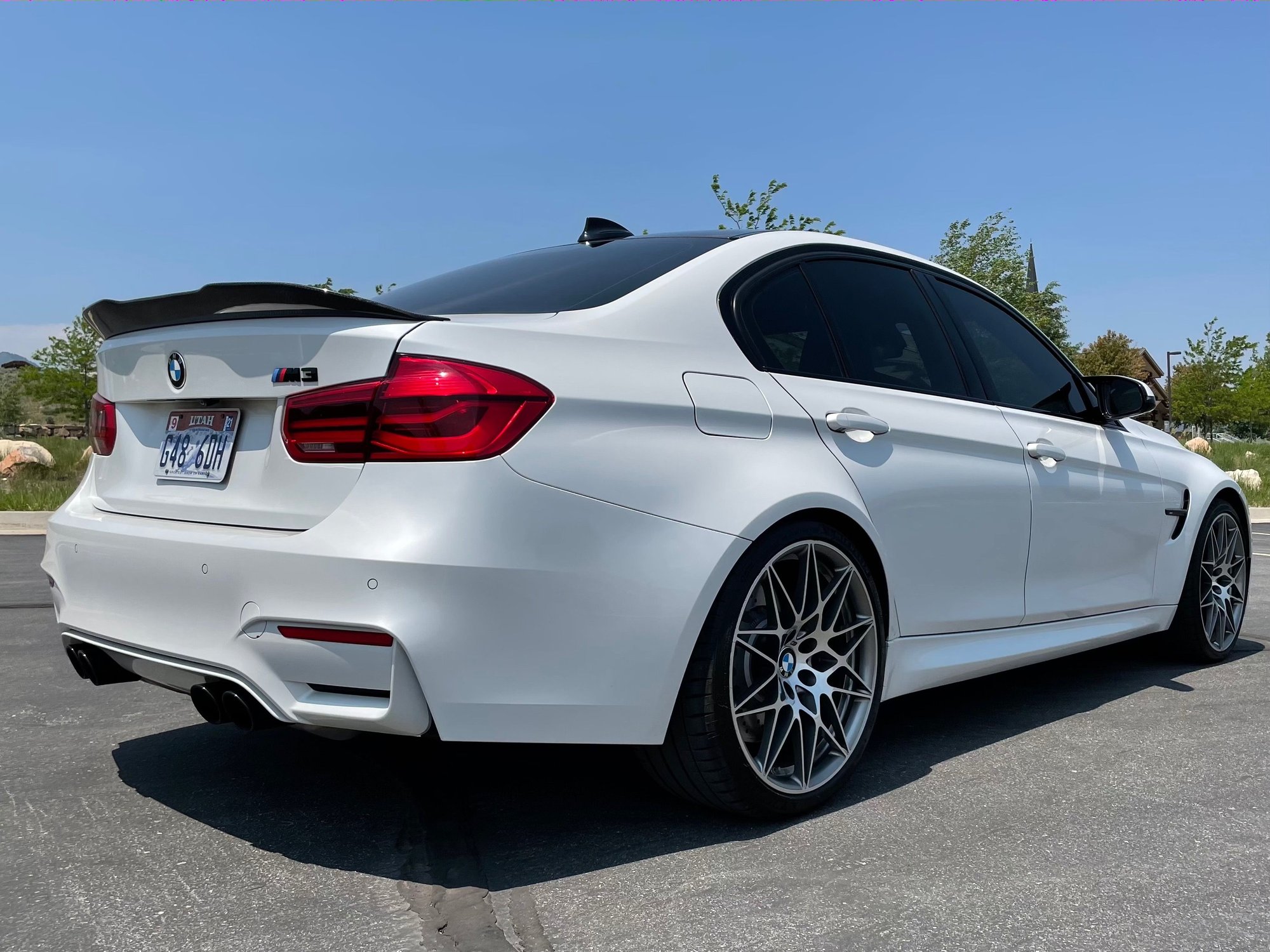 2017 BMW M3 - 2017 BMW M3 Mineral White with Sakir Interior Loaded with Packages - Used - VIN WBS8M9C54H5G84757 - 38,150 Miles - 6 cyl - 2WD - Automatic - Sedan - White - Park City, UT 84098, United States