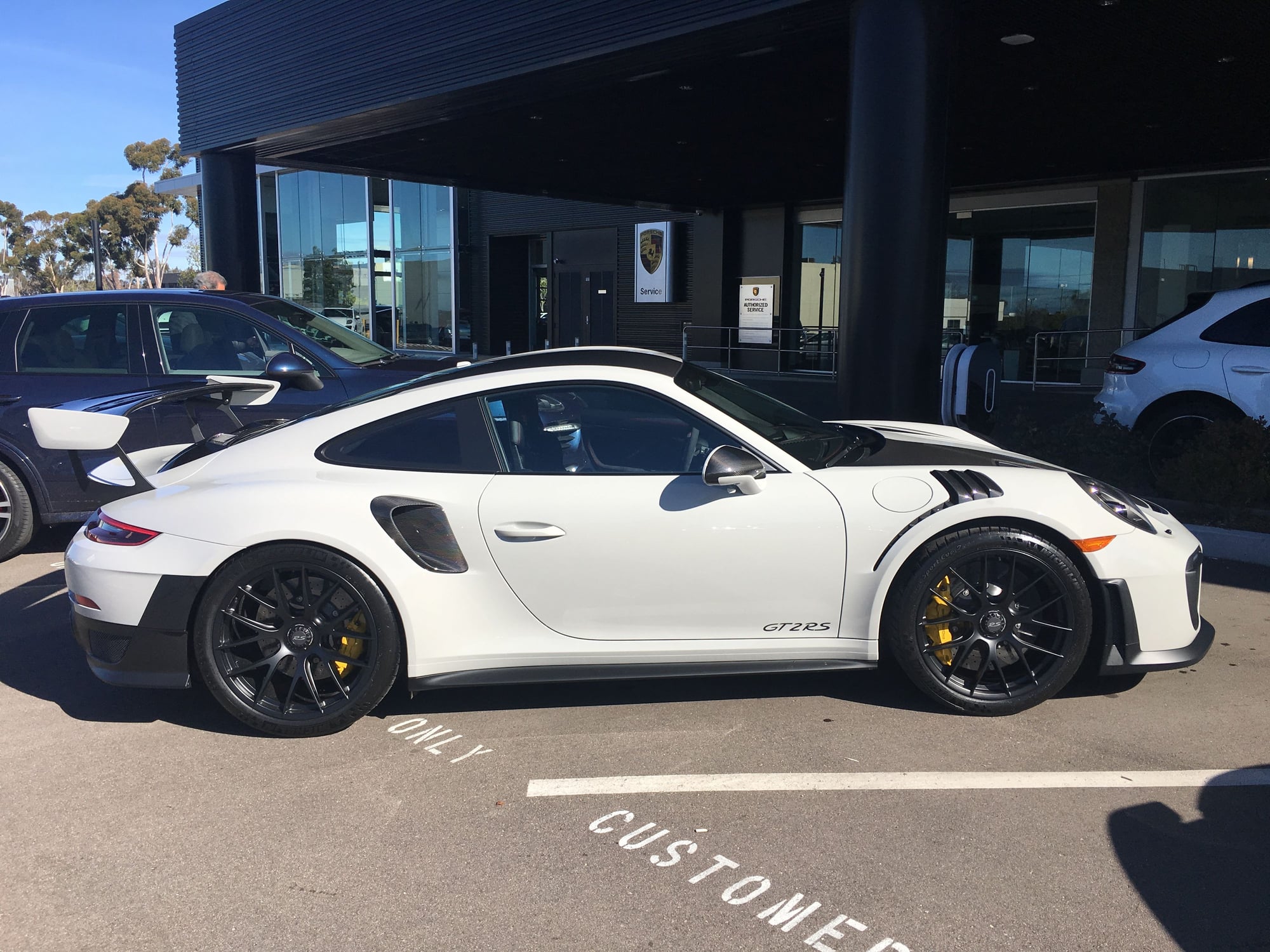 2018 Porsche 911 - 2018 Porsche 911 GT2 - Used - VIN WPOAE2A98JS186004 - 200 Miles - 6 cyl - 2WD - Automatic - Coupe - Other - Rancho Santa Fe, CA 92067, United States