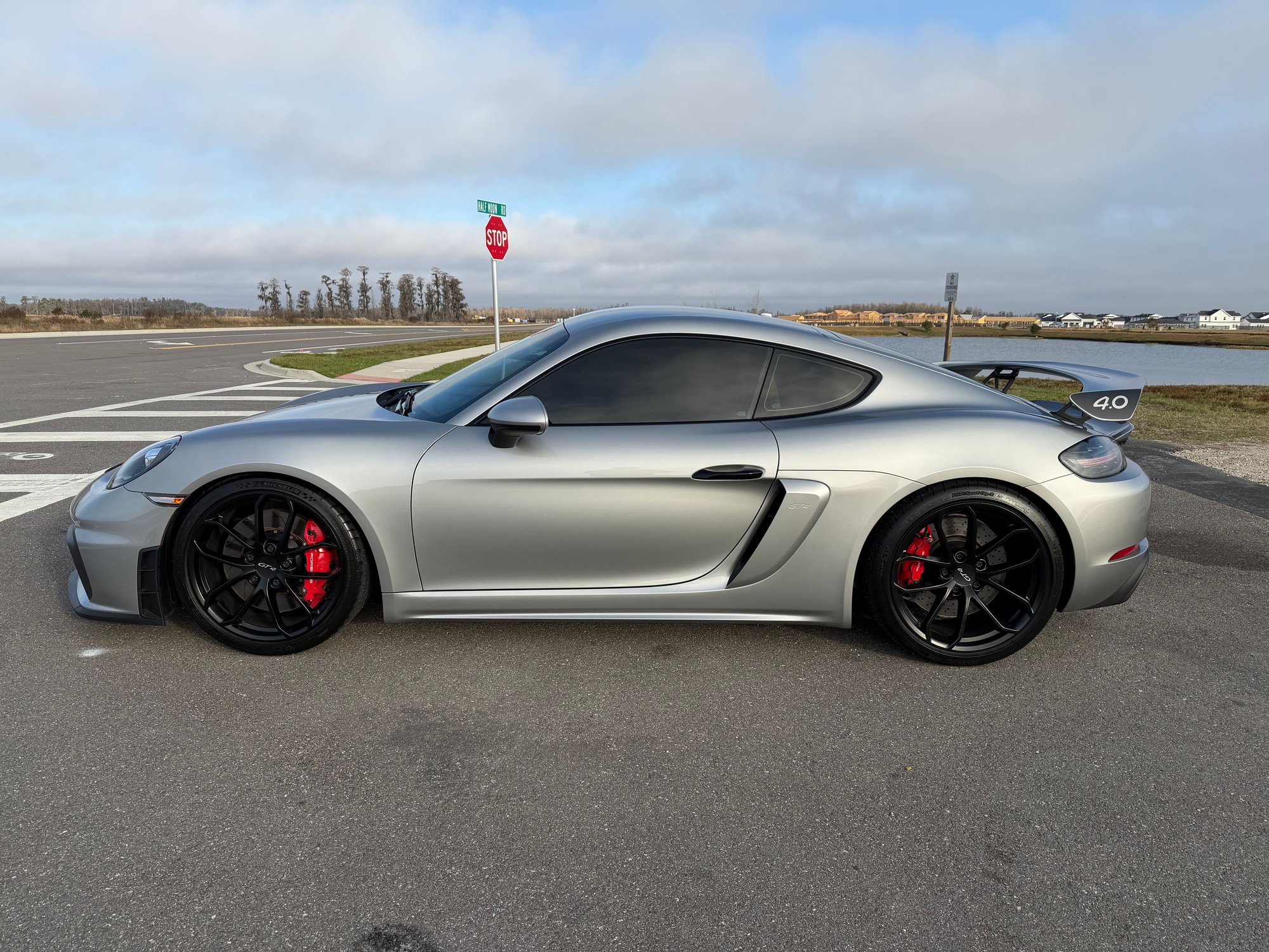2021 Porsche 718 Cayman - 2021 Porsche 718 GT4 – PDK – Carbon Buckets - Full PPF - Used - VIN WP0AC2A86MS289178 - 8,975 Miles - 6 cyl - 2WD - Automatic - Coupe - Silver - Tampa, FL 33607, United States