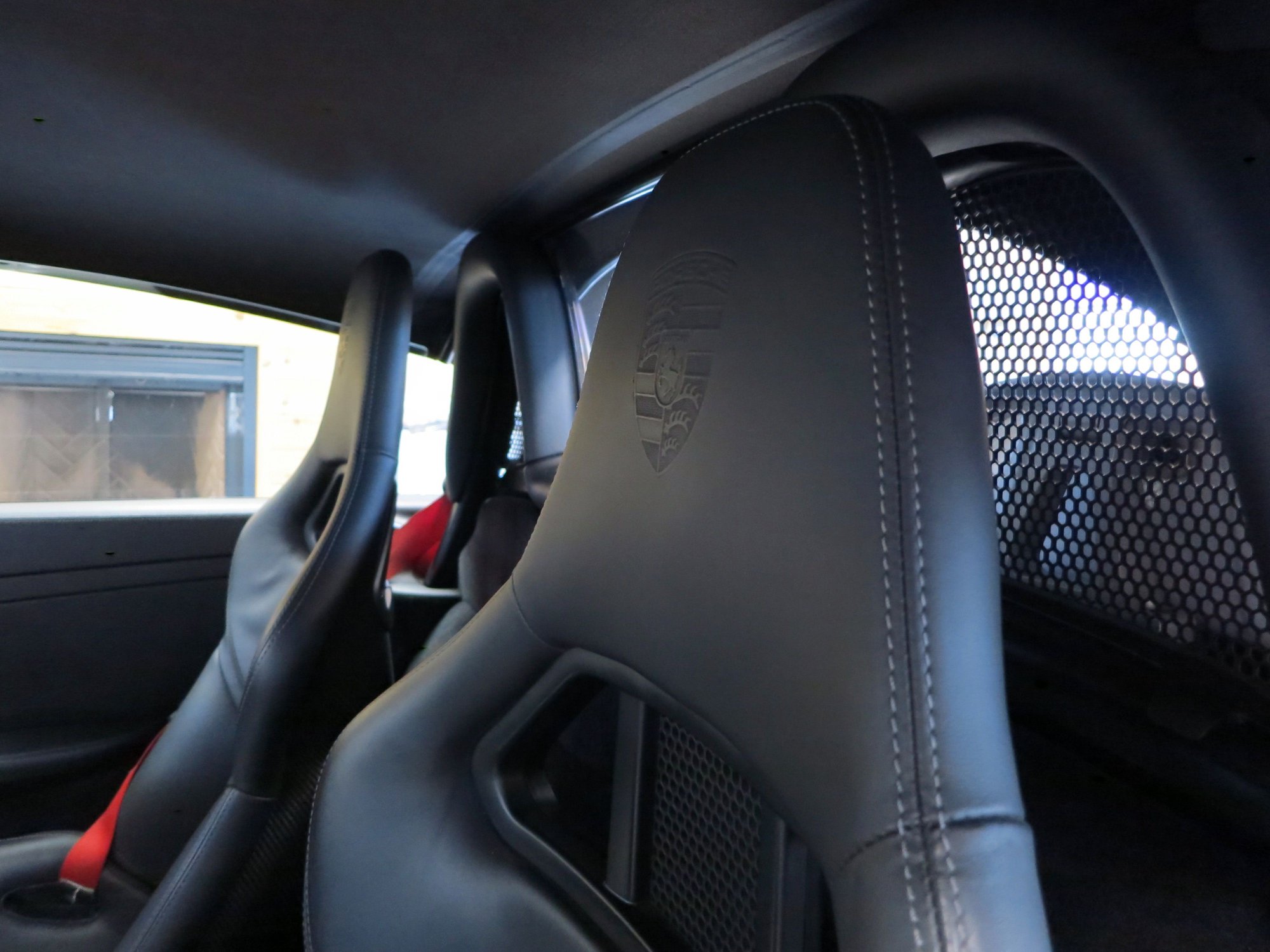 2011 Porsche Boxster - 987.2 2011 Spyder TexasHill Country - Used - VIN WP0CB2A88BS745173 - 35,800 Miles - 6 cyl - 2WD - Automatic - Convertible - White - San Antonio, TX 78132, United States