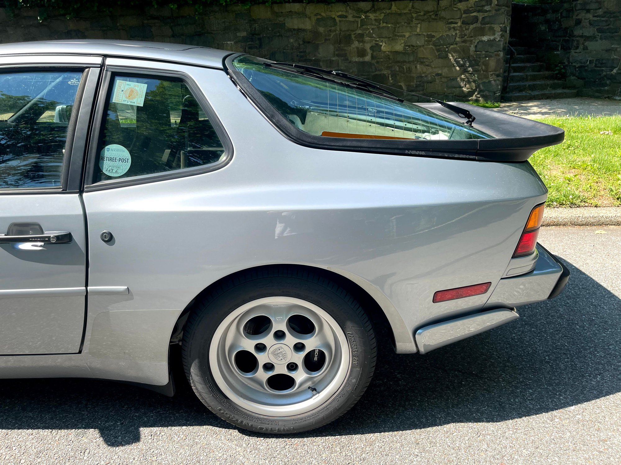 1986 Porsche 944 - 1986 Porsche 944 Turbo Rare Sapphire Metallic Color White Leather Interior 85k miles - Used - VIN WP0AA0951GN151622 - 85,000 Miles - 4 cyl - 2WD - Manual - Coupe - Silver - Forest Hills, NY 11375, United States