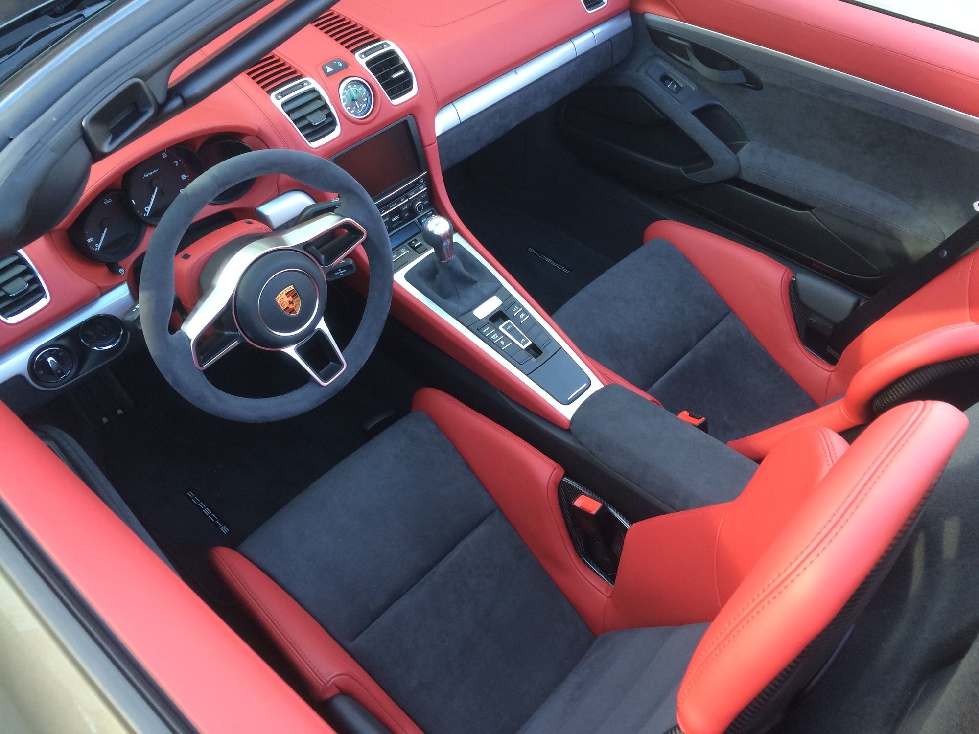 2016 Porsche Boxster - 2016 981 Spyder - Used - VIN WPOCC2A89GS152460 - 13,225 Miles - 6 cyl - 2WD - Manual - Convertible - Gray - Walnut Creek, CA 94596, United States