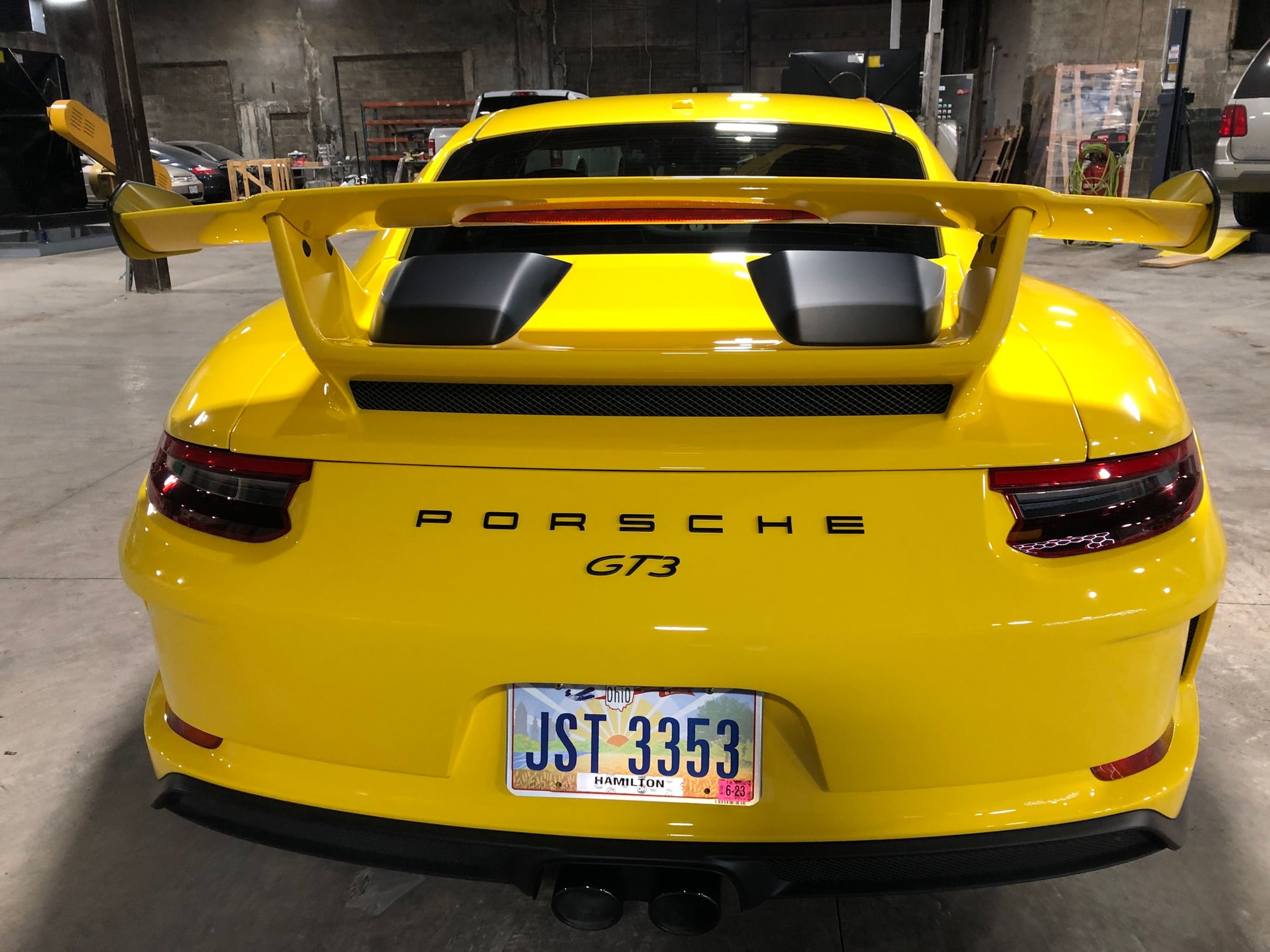 2018 Porsche GT3 -  - Used - VIN WP0AC2A93JS175420 - 34,360 Miles - 6 cyl - 2WD - Manual - Coupe - Yellow - Cincinnati, OH 45202, United States