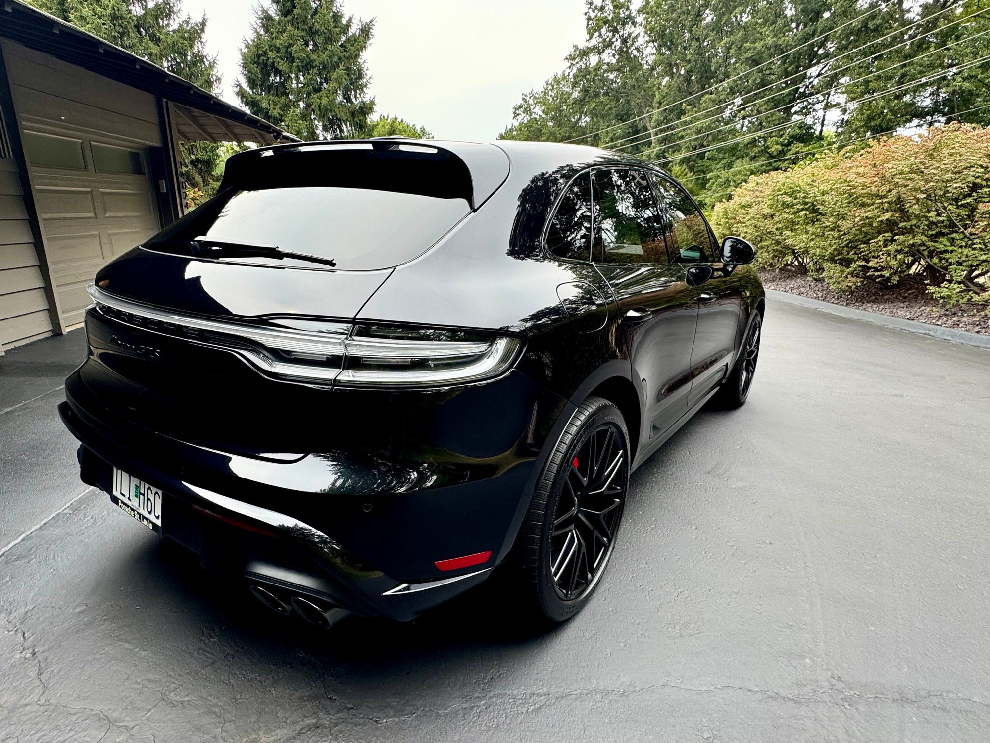 2023 Porsche Macan - 2023 Macan GTS * CPO * Immaculate w/ new Michelins - Used - VIN WP1AF2A57PLB55628 - 24,500 Miles - 6 cyl - AWD - Automatic - SUV - Black - Chesterfield, MO 63017, United States
