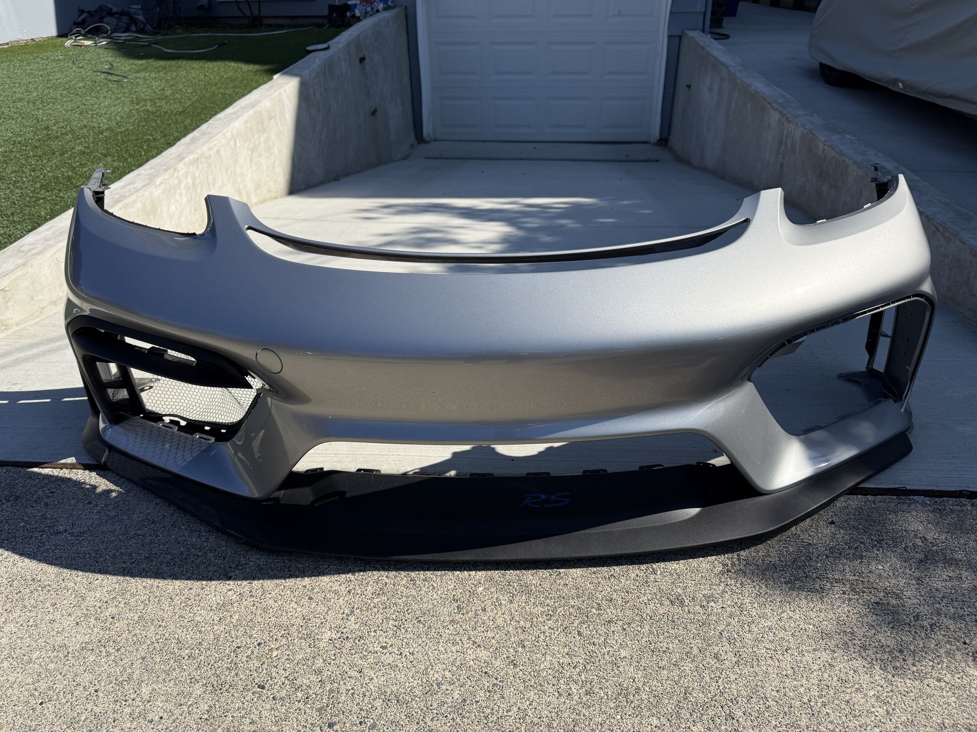 Exterior Body Parts - 2025 OEM GT4 RS Front Bumper in GT Silver - Used - 2022 to 2025 Porsche 718 Cayman - Seattle, WA 98103, United States