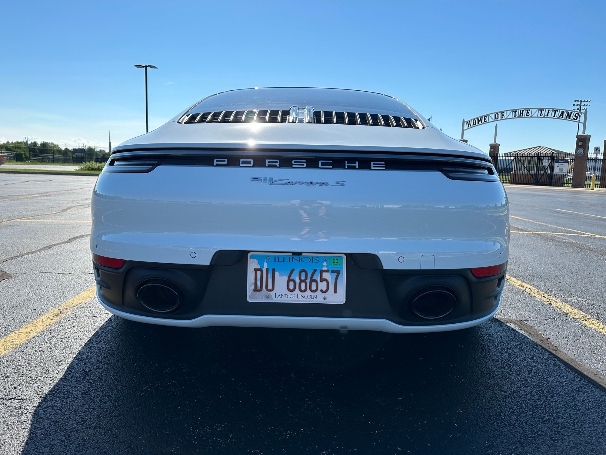 2023 Porsche 911 - 2023 Porsche 911 Carrera S Coupe - Manual Transmission - 800 miles - Used - VIN WP0AB2A97PS220161 - 797 Miles - 6 cyl - 2WD - Manual - Coupe - White - Glenview, IL 60026, United States