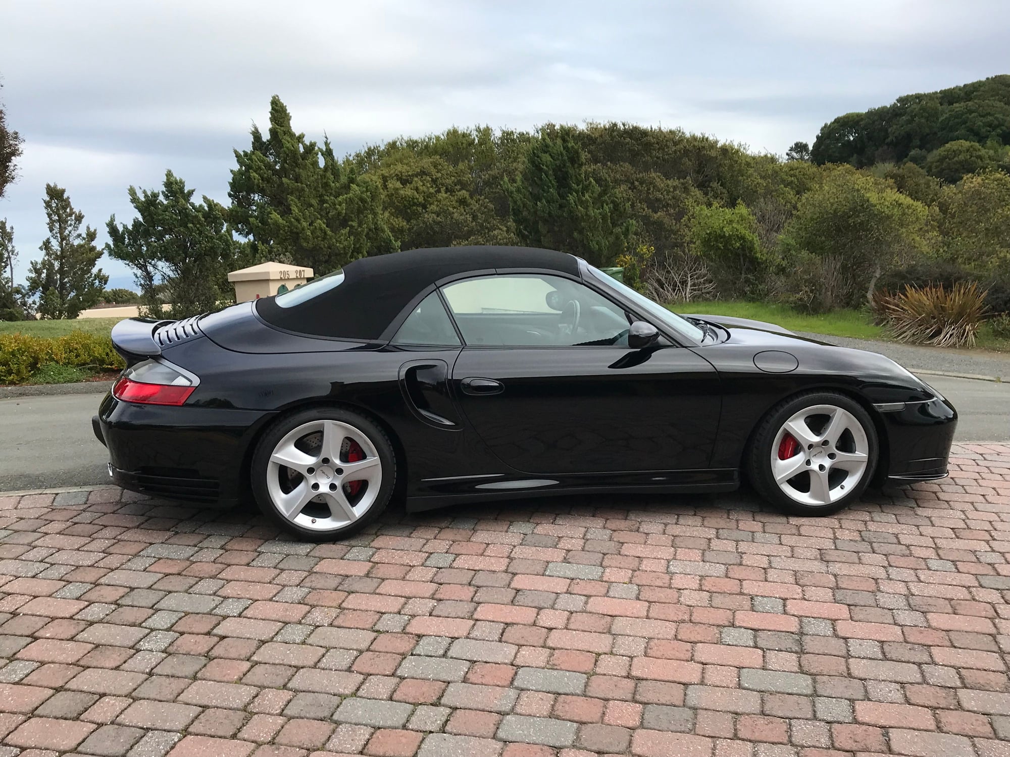 2004 Porsche 911 - Stunning 2004 Porsche 911 turbo cabriolet - Used - VIN wp0cb29994s676672 - 19,500 Miles - 6 cyl - 4WD - Manual - Convertible - Black - Larkspur, CA 94939, United States