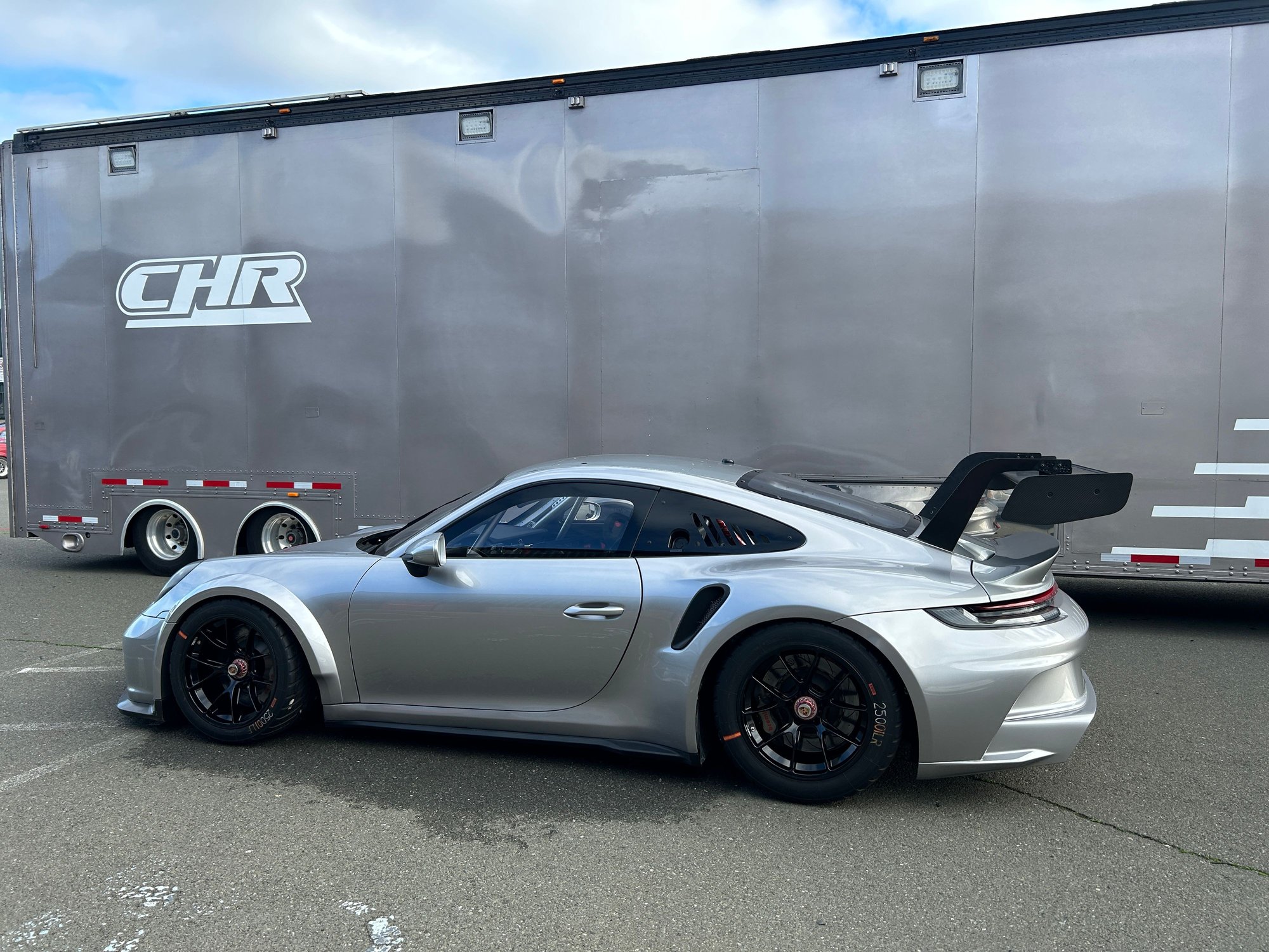 2022 Porsche 911 - 2021 Porsche 992 GT3 Cup - Used - VIN WP0ZZZ99ZMS298202 - 6 cyl - 2WD - Manual - Coupe - Silver - Sonoma, CA 95476, United States