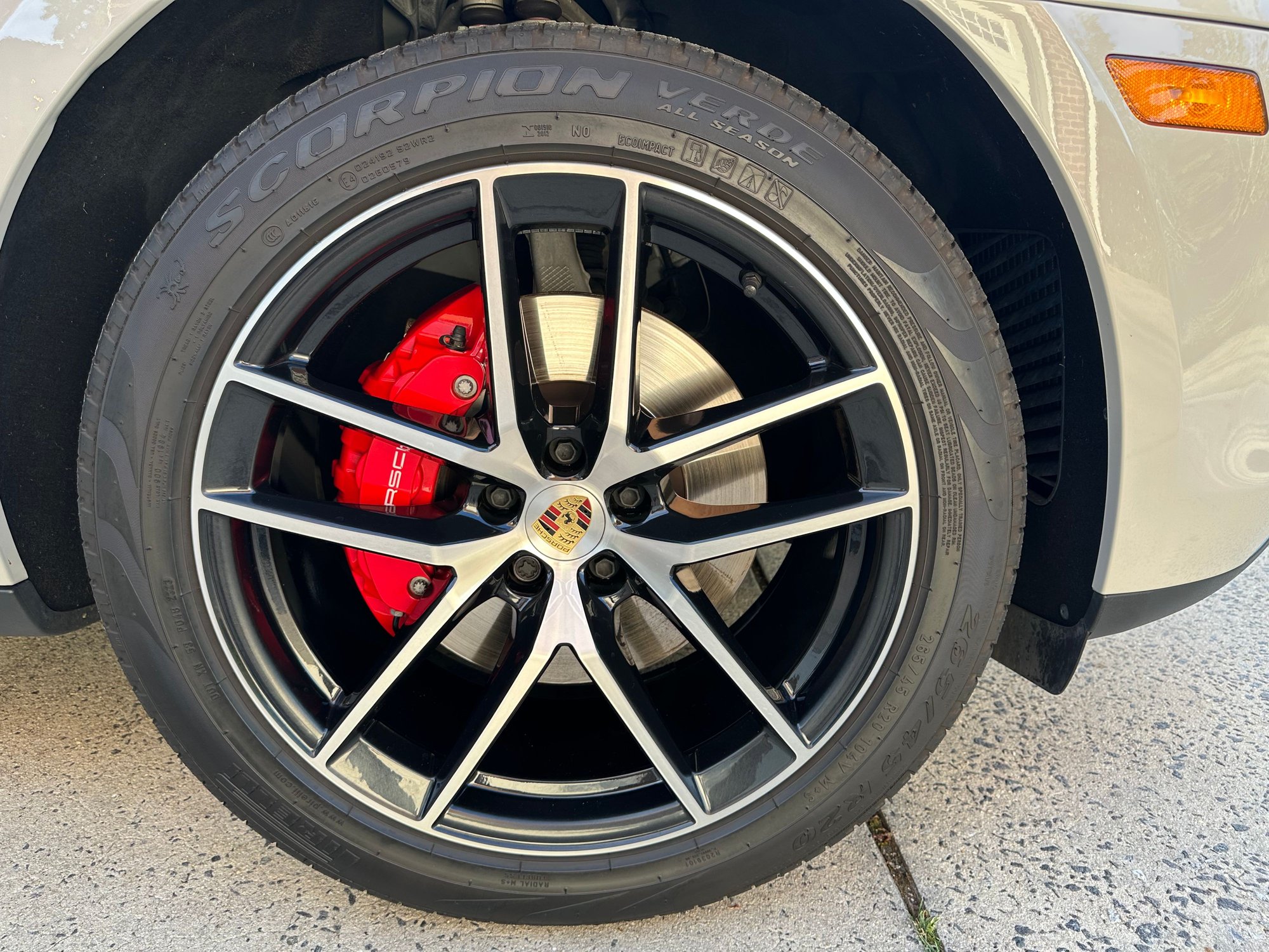 2024 Porsche Macan - 2024 Porsche Macan S Certified Pre-Owned - Used - VIN WP1AG2A59RLB35865 - 16,400 Miles - 6 cyl - AWD - Automatic - SUV - Other - Rock Hill, SC 29732, United States