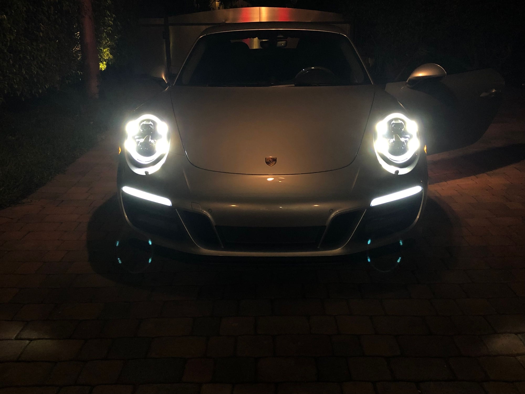 2017 Porsche 911 - 2017 Porsche 911 Carrera GTS Coupe RWD - Used - VIN WP0AB2A93HS12471 - 13,550 Miles - 3 cyl - 2WD - Automatic - Coupe - Silver - Miami Beach, FL 33141, United States