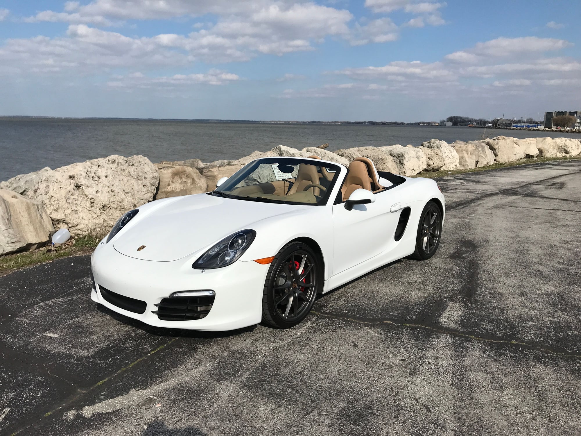 2013 Porsche Boxster - 2013 Porsche 981 Boxster S PDK white with tan interior - 3.4L - Used - VIN WP0CB2A84DS134124 - 36,851 Miles - 6 cyl - 2WD - Automatic - Convertible - White - Rocky River, OH 44116, United States