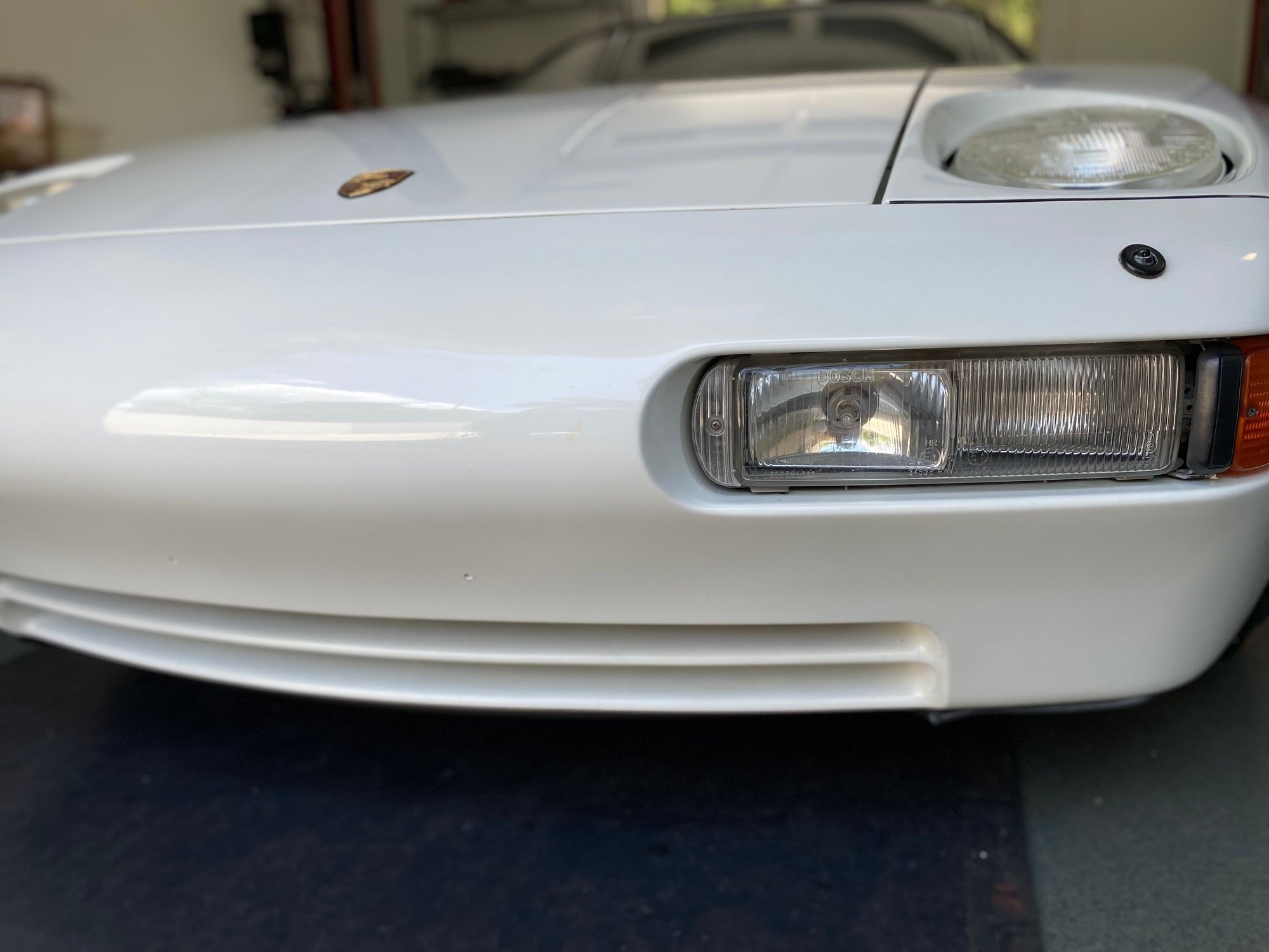 1988 Porsche 928 - 1988 928 S4 - No Deferred Maintenance - Used - VIN WP0JB092XJS860755 - 85,330 Miles - 8 cyl - 2WD - Automatic - Coupe - White - Milwaukee, WI 53217, United States