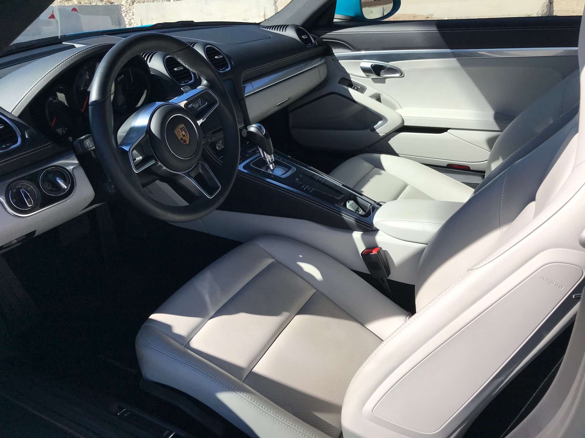2017 Porsche 718 Cayman - Beautiful Miami Blue 718 with Extras! - Used - VIN WP0AA2A85HS270388 - 10,000 Miles - 4 cyl - 2WD - Automatic - Coupe - Blue - Las Vegas, NV 89138, United States