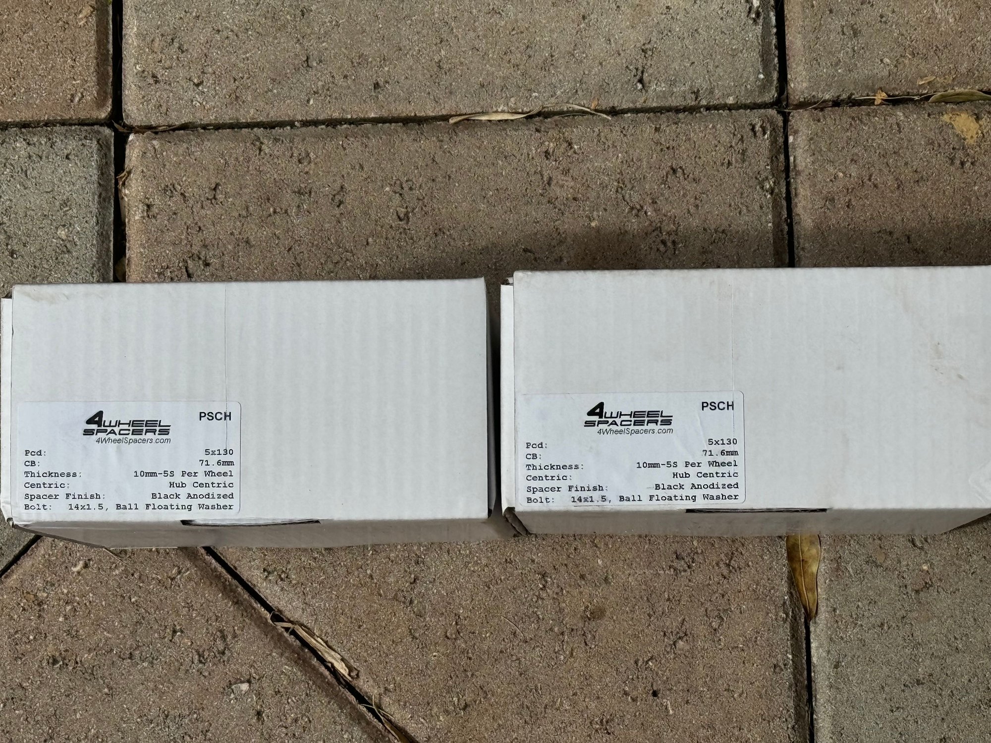 Wheels and Tires/Axles - 4 Wheel Spacers  10mm Front and Rear, Hubcentric with Bolts - Used - 2020 to 2024 Porsche 911 - Wellington, FL 33449, United States