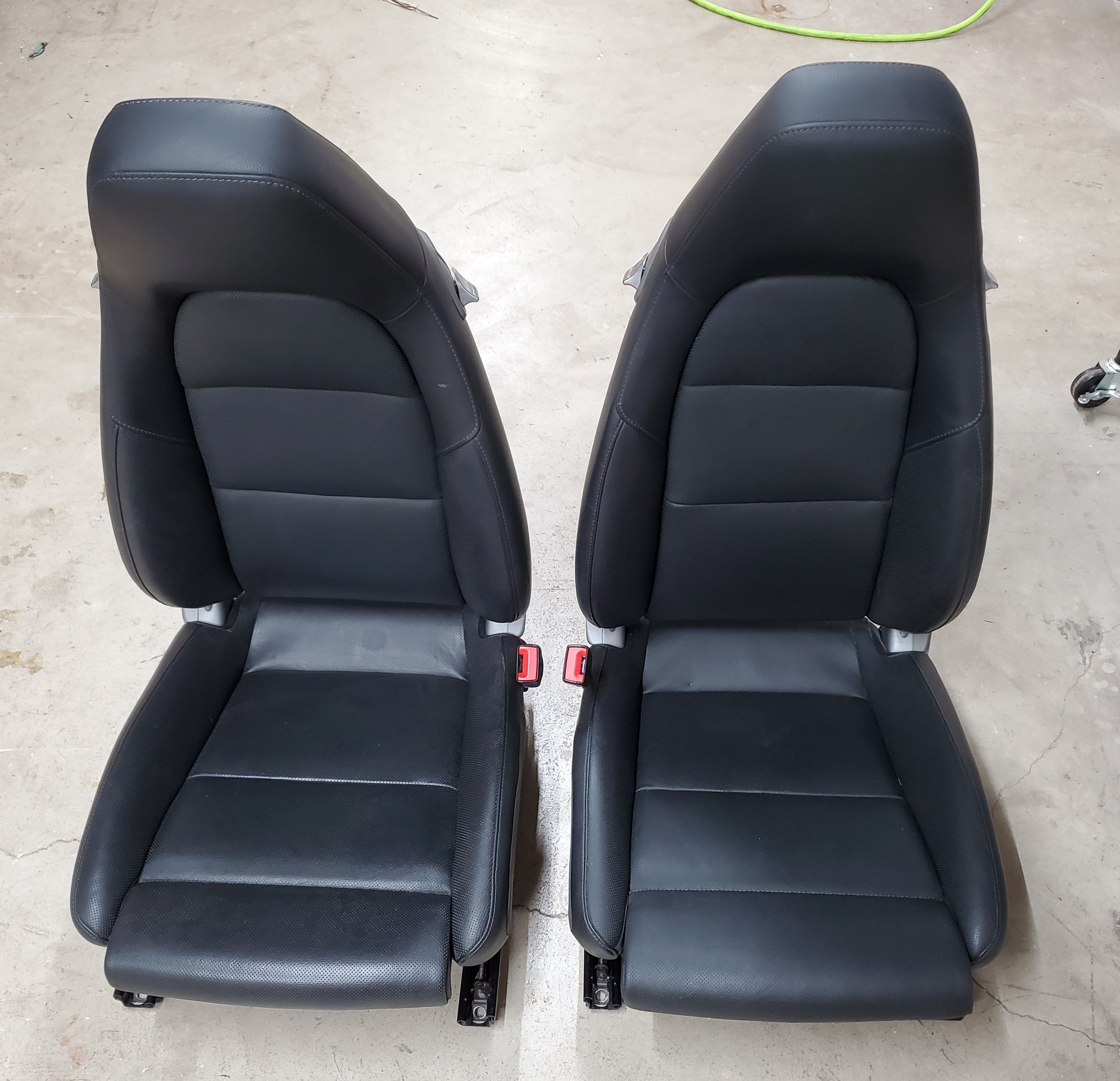 Interior/Upholstery - 981 Power Sport Seats 14-Way (Heated & Ventilated) w/ Memory - Used - 2014 to 2016 Porsche Cayman - Milwaukee, WI 53217, United States