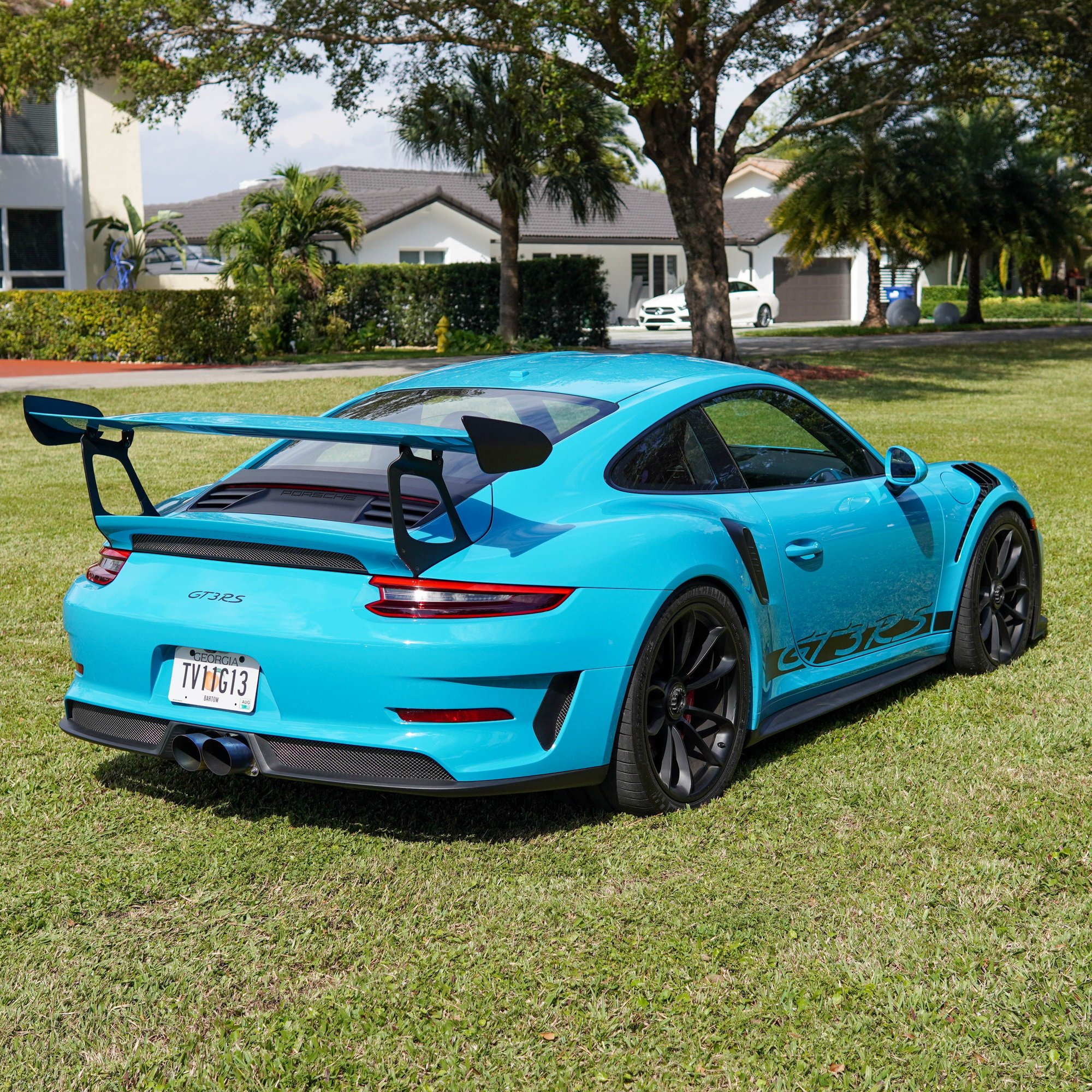 2019 Porsche 911 - 2019 Porsche GT3 Rs Miami Blue Rebuilt Title - Used - Miami Lakes, FL 33014, United States