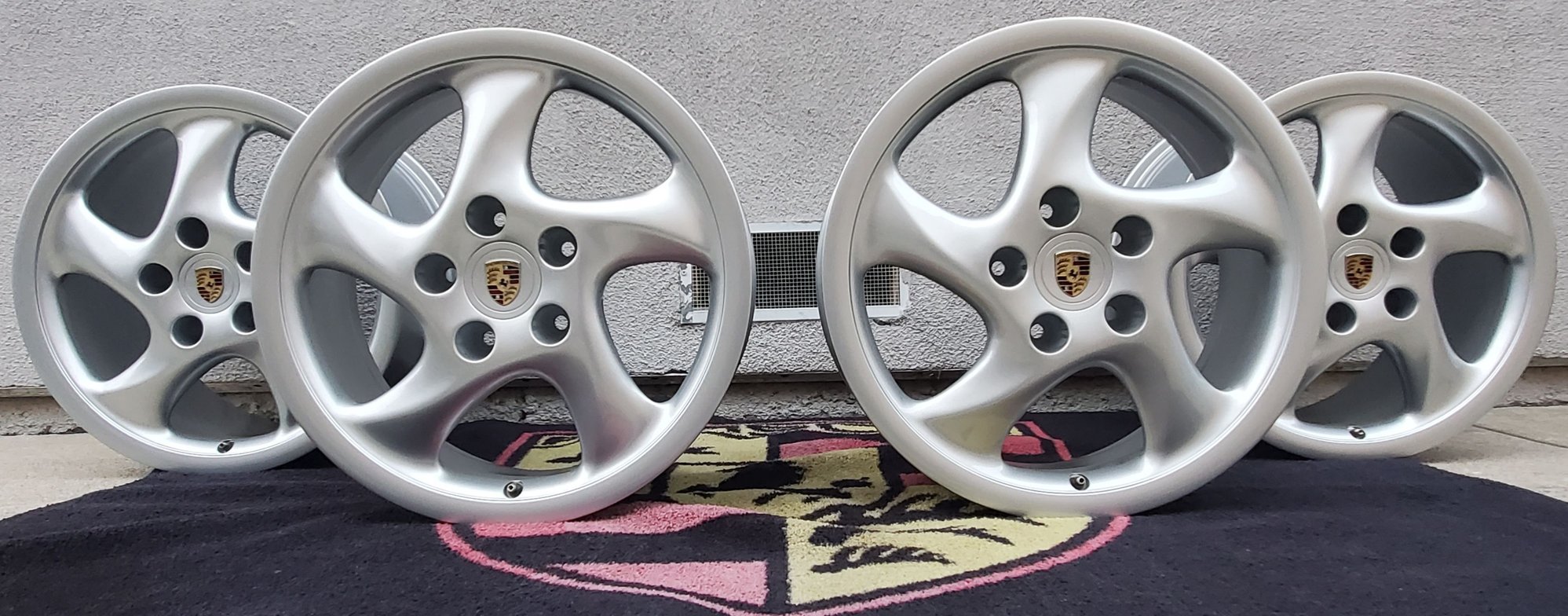 Wheels and Tires/Axles - Just restored! Porsche 993 Turbo Twist Hollow Spoke Wheels 7.5x18 10x18 Narrow Body - Used - 1995 to 2005 Porsche 911 - Los Angeles, CA 90032, United States