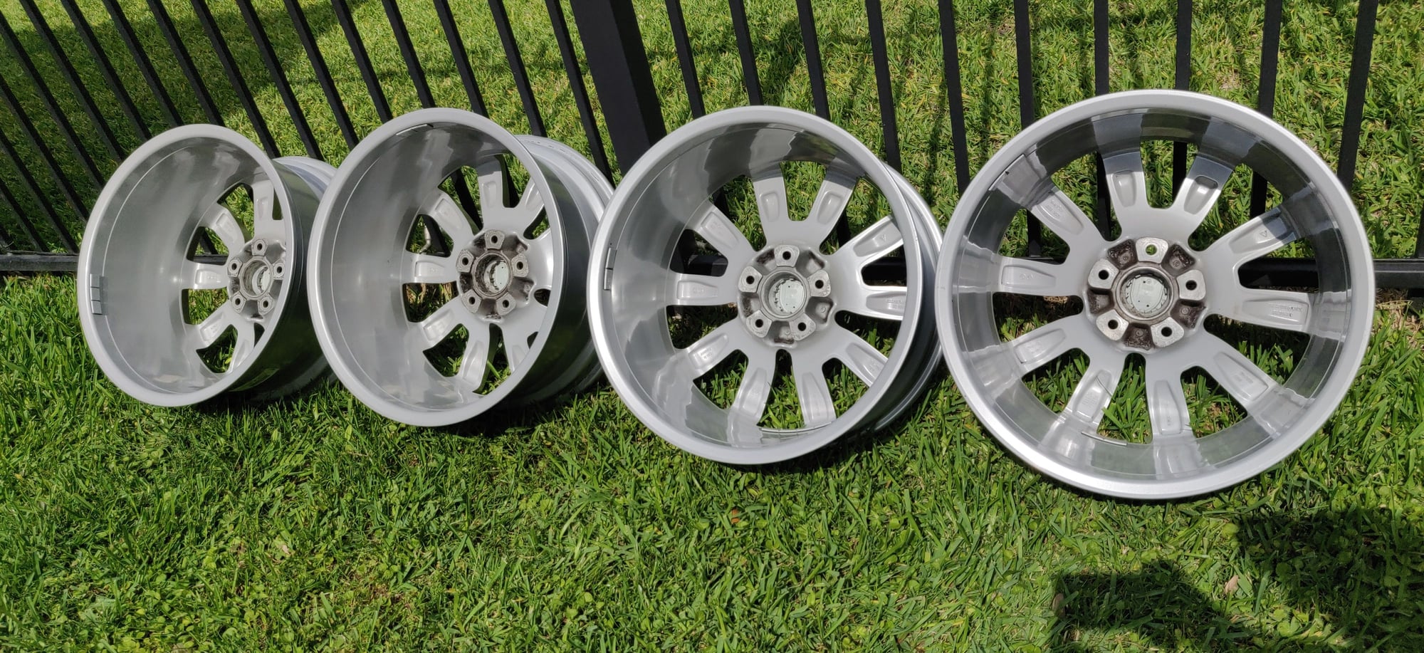 Wheels and Tires/Axles - Cayenne 20" 9jx20 ET 57 Wheel Rim 7P5601025B - Used - 2003 to 2016 Porsche Cayenne - Houston, TX 77009, United States