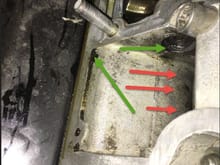 green arrows show tell tale signs of leakage, red arrows show diretion of travel of oil with a good valve cover seal. ( between cylinders and down ) 