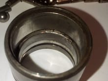 outer race roller bearing side, has damage at the inner and outer running edges