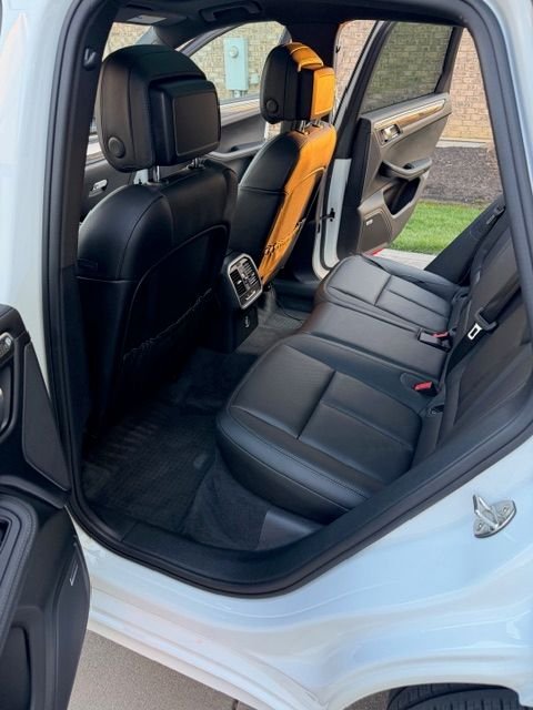 2018 Porsche Macan - 2018 Macan GTS for sale - very low miles - Used - VIN WP1AG2A51JLB65298 - 16,800 Miles - 6 cyl - AWD - Automatic - SUV - White - Cincinnati, OH 45039, United States