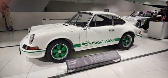 Porsche Museum: 911 Carrera 2.7RS