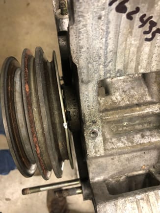 Harmonic balancer was bent. Looks like someone use a two prong puller and bent her nicely. And if was worried about losing the harmonic balancer, ha! 