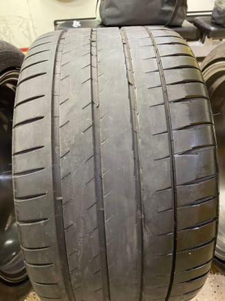 Rear 305 tire #2