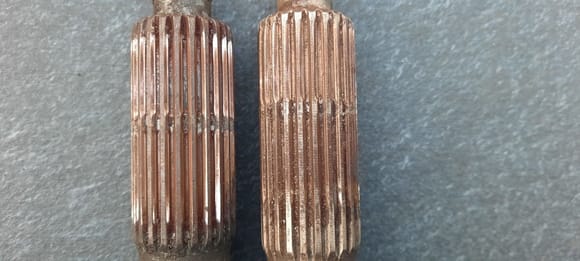 Right = old original half shaft
Left = used replacement