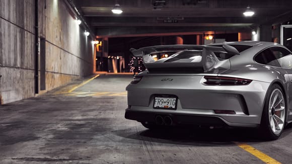 991.2 decaled GT3
