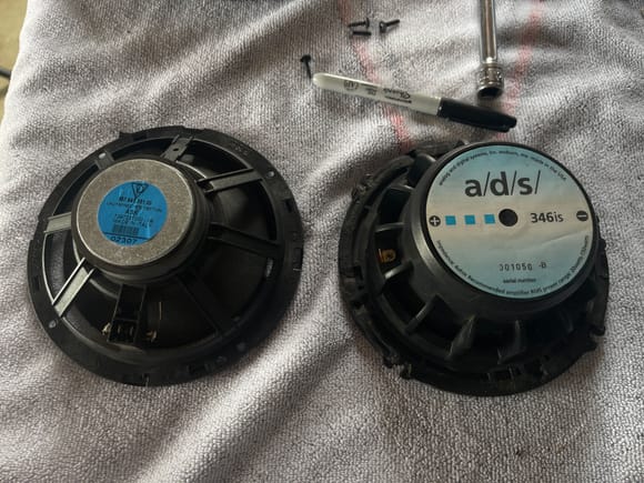Backside old and new speaker