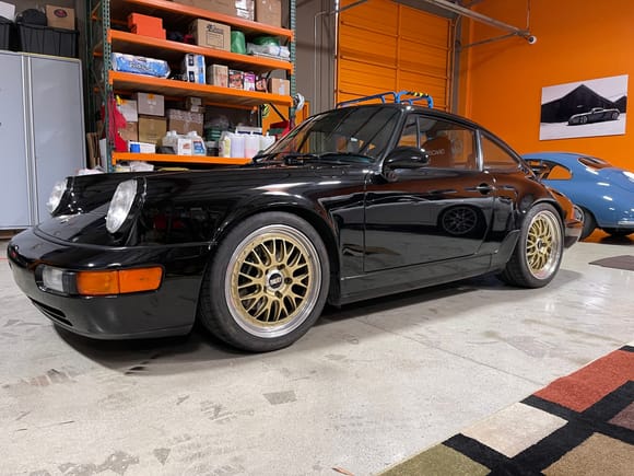 one of my old 964C2 came to visit