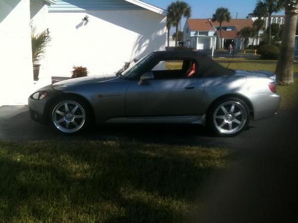 S2000 016